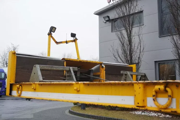 AMC CASTERA S/R 38T / oś skrętna zdjęcie 9