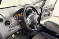 samochód osobowy Mitsubishi zdjęcie 33