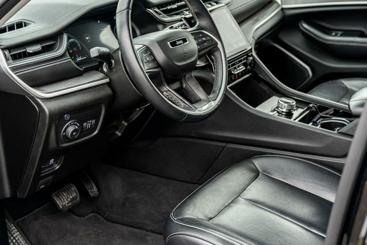 Jeep Grand Cherokee 3.6 V6 286KM / Oryginalny przebieg / Bogato wyposażony zdjęcie 24