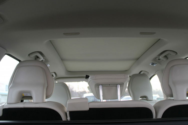 Volvo XC 90 T8 AWD Plug-In Hybrid Inscription Bowers$Wilkins zdjęcie 12