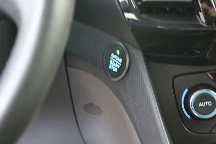 Ford Tourneo Connect 1.5 EcoBlue 120KM Titanium F-vat Gwarancja SalonPL zdjęcie 29