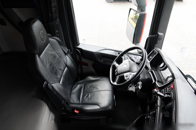 Scania S 500 / RETARDER / NISKA KABINA / CAŁA NA PODUSZKACH / PO ZŁOTYM KONTRAKCIE SERWISOWYM zdjęcie 28