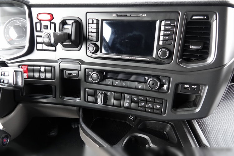 Scania S 500 / RETARDER / NISKA KABINA / CAŁA NA PODUSZKACH / PO ZŁOTYM KONTRAKCIE SERWISOWYM zdjęcie 31