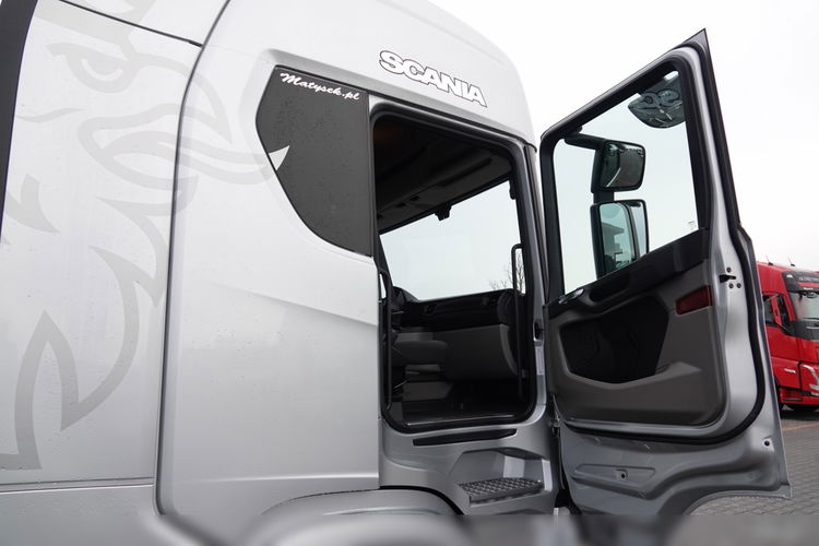 Scania R 540 / RETARDER / CAŁA NA PODUSZKACH / PO ZŁOTYM KONTRAKCIE SERWISOWYM / OPONY 100 %  zdjęcie 38