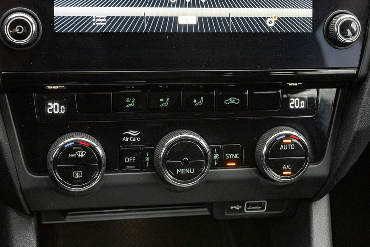 Skoda Octavia WE460XJ#1.5 TSI Ambition DSG Cz.park 2 stref klima Salon PL VAT23% zdjęcie 21