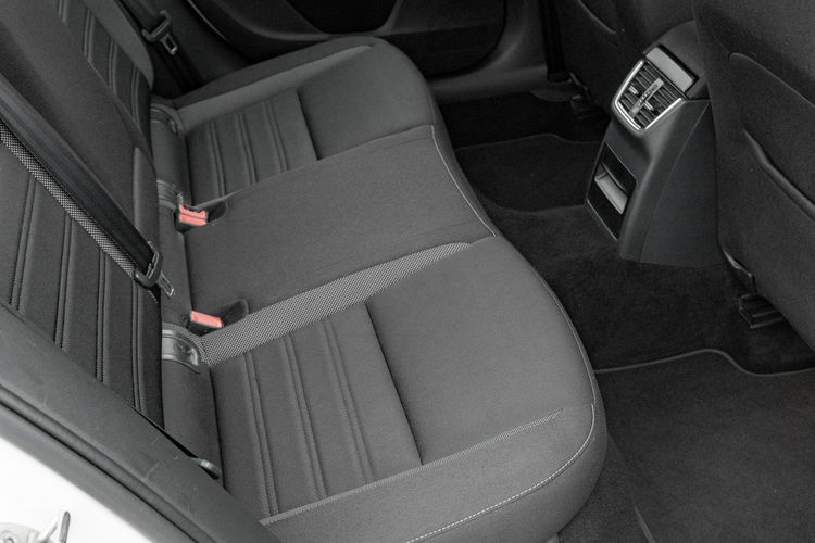 Skoda Octavia WE460XJ#1.5 TSI Ambition DSG Cz.park 2 stref klima Salon PL VAT23% zdjęcie 30