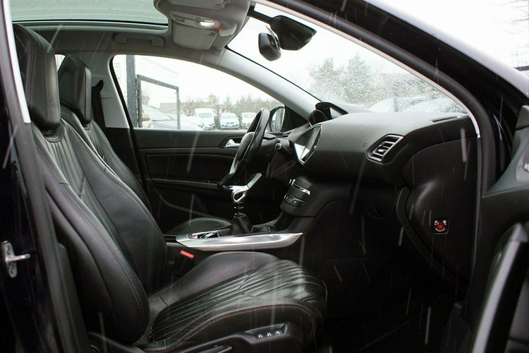 Peugeot 308 zdjęcie 12