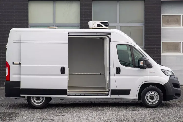 Fiat Ducato CHŁODNIA/MROŹNIA + gniazdo postojowe L2H2 zdjęcie 4