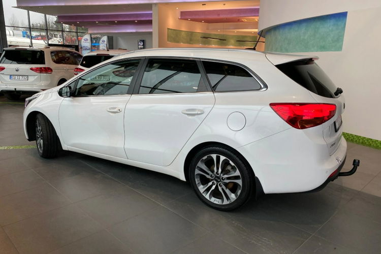 Kia Cee'd Idealny stan, Serwis do końca, Możliwość transportu MODEL 2015 zdjęcie 11