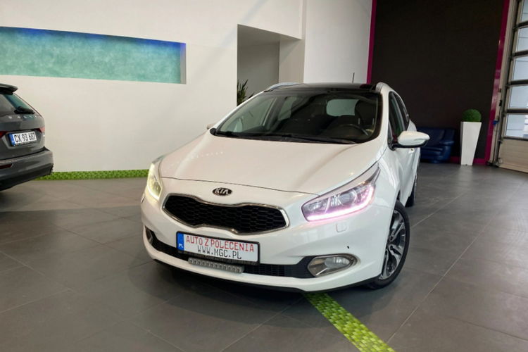 Kia Cee'd Idealny stan, Serwis do końca, Możliwość transportu MODEL 2015 zdjęcie 3