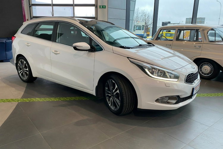 Kia Cee'd Idealny stan, Serwis do końca, Możliwość transportu MODEL 2015 zdjęcie 6