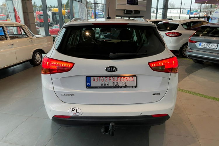 Kia Cee'd Idealny stan, Serwis do końca, Możliwość transportu MODEL 2015 zdjęcie 8