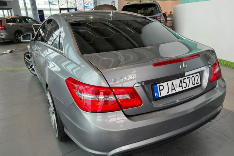 Mercedes E 350 AMG, Mocny silnik, Po Serwisie, Doinwestowany zdjęcie 15