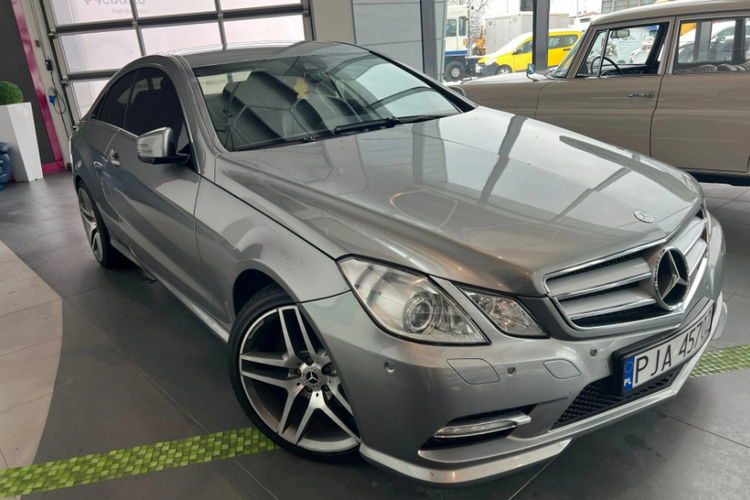 Mercedes E 350 AMG, Mocny silnik, Po Serwisie, Doinwestowany zdjęcie 2