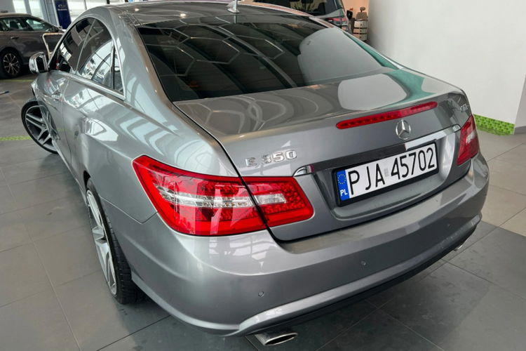 Mercedes E 350 AMG, Mocny silnik, Po Serwisie, Doinwestowany zdjęcie 9