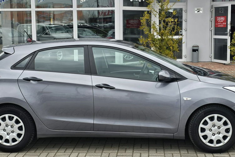 Hyundai i30 , grzane fotele, zarejestrowany zdjęcie 4