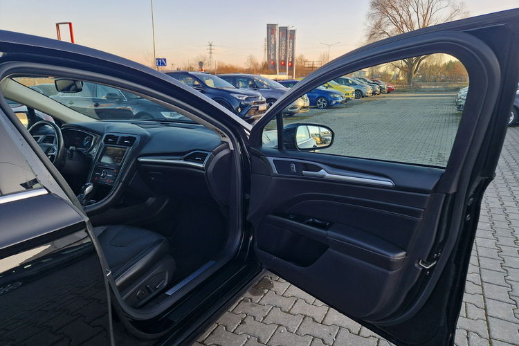 Ford Mondeo Titanium Skóra KameraCof SONY Podgrz.Fotele Automat Gwarnacja ROK zdjęcie 28