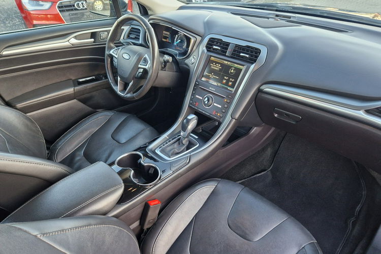 Ford Mondeo Titanium Skóra KameraCof SONY Podgrz.Fotele Automat Gwarnacja ROK zdjęcie 29
