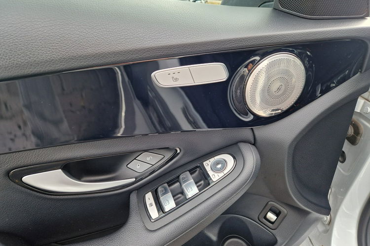 Mercedes C 160 Bezwypadkowy PełenSerwisASO NagłośnienieBurmester Skóra Reflektory LED zdjęcie 12