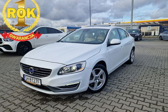 Volvo S60 4x4 Aktywny.Temp Skóra Szyber Kamera Przód i Tył Key-Less Biała Perła