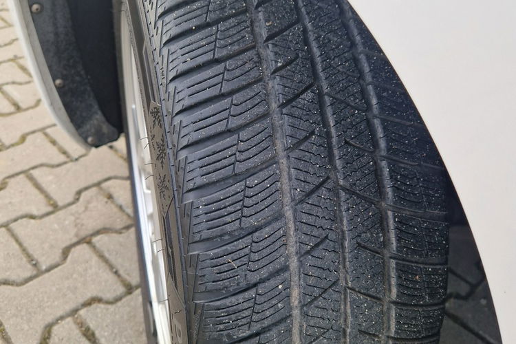 Volvo S60 4x4 Aktywny.Temp Skóra Szyber Kamera Przód i Tył Key-Less Biała Perła zdjęcie 3