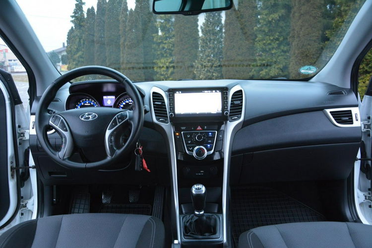 i30 Lift Navi Kamera Ledy Parktronic Grzana kierownica ASO Hyundai ALU17 zdjęcie 21
