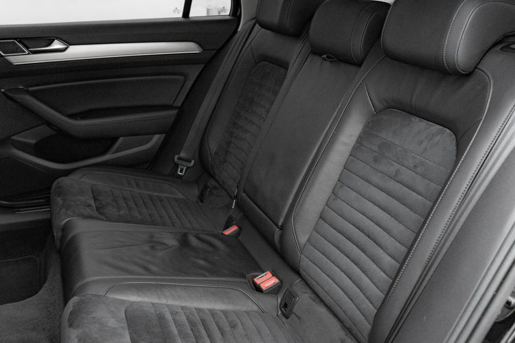 Volkswagen Passat GD8G154#2.0 TDI 4Mot. Highline DSG7 Podgrz.f kier szyba Salon PL VAT23 zdjęcie 27