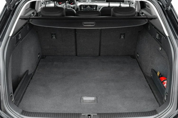 Volkswagen Passat GD8G154#2.0 TDI 4Mot. Highline DSG7 Podgrz.f kier szyba Salon PL VAT23 zdjęcie 28