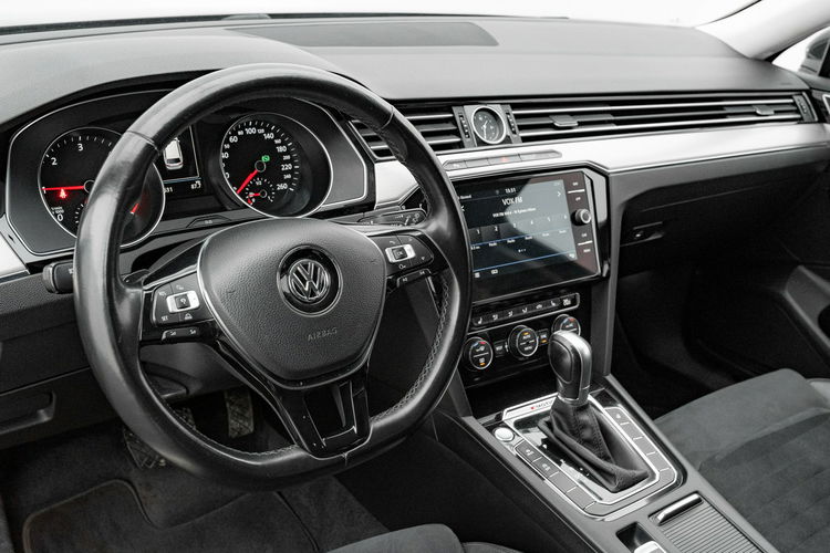 Volkswagen Passat GD8G154#2.0 TDI 4Mot. Highline DSG7 Podgrz.f kier szyba Salon PL VAT23 zdjęcie 6