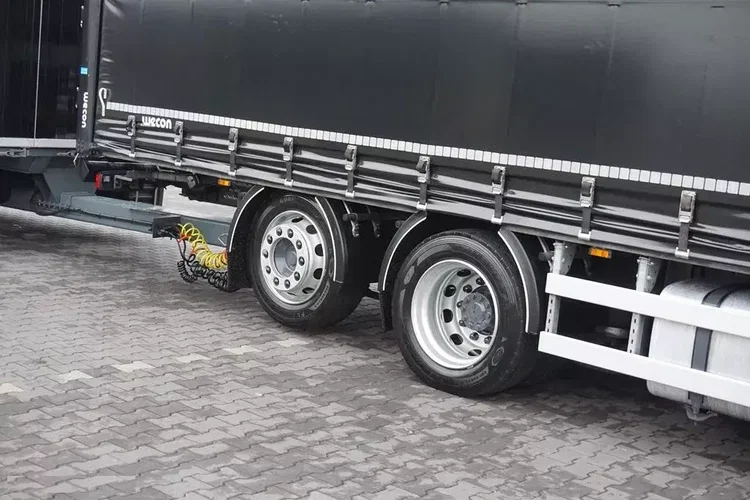 DAF XG / 480 / ACC / EURO 6 / ZESTAW PRZEJAZDOWY 120 M3 zdjęcie 19