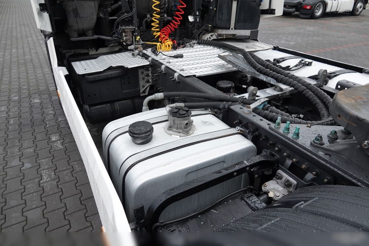 Renault T 520 / 13L / HYDRAULIKA / RETARDER / HIGH CAB / MAŁY PRZEBIEG / PO KONTRAKCIE SERWISOWYM  zdjęcie 12