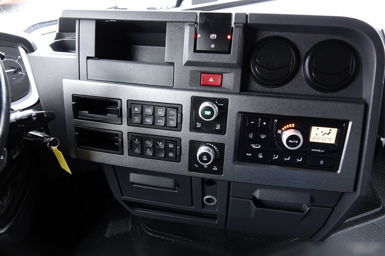 Renault T 520 / 13L / HYDRAULIKA / RETARDER / HIGH CAB / MAŁY PRZEBIEG / PO KONTRAKCIE SERWISOWYM  zdjęcie 30