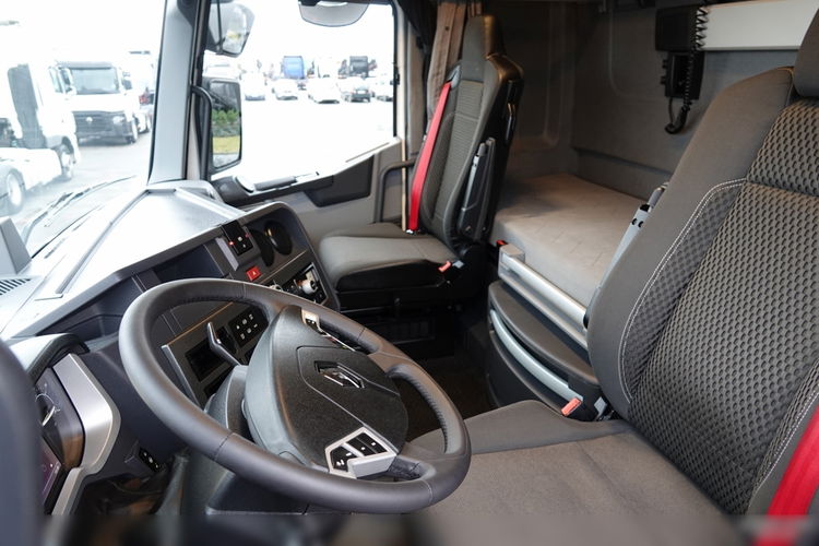 Renault T 520 / 13L / RETARDER / KLIMA POSTOJOWA / OPONY 100 % / HIGH CAB / MAŁY PRZEBIEG / PO KONTRAKCIE SERWISOWYM zdjęcie 26