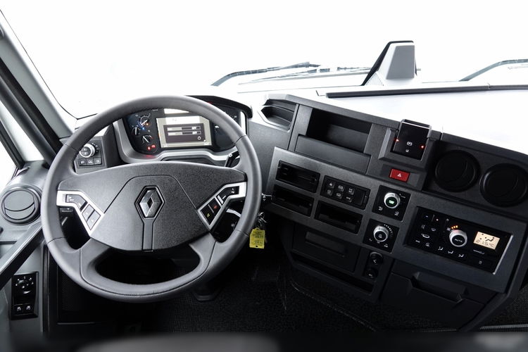 Renault T 520 / 13L / RETARDER / KLIMA POSTOJOWA / OPONY 100 % / HIGH CAB / MAŁY PRZEBIEG / PO KONTRAKCIE SERWISOWYM zdjęcie 31