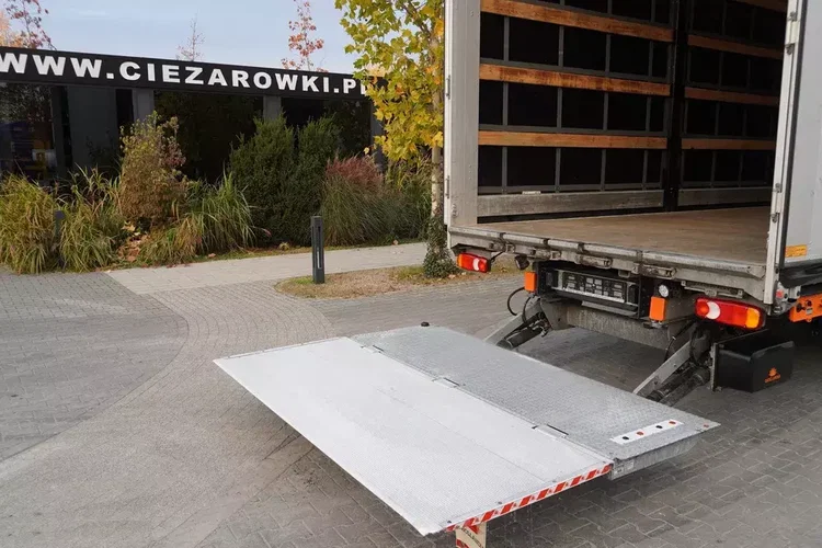 Iveco Eurocargo ML 160E28 E6 Glob / 21 europalet zdjęcie 12