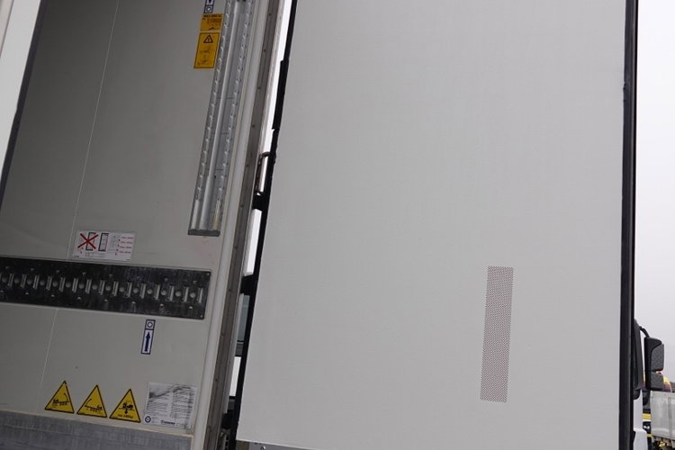 Krone CHŁODNIA / DOPPELSTOCK / THERMO KING SLX 300 / OPONY 100 % / 700 MTH / MAŁO UŻYWANA  zdjęcie 14