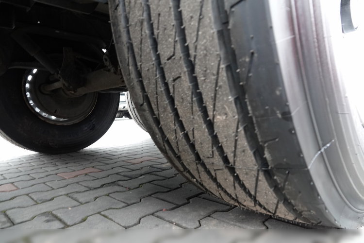 Krone CHŁODNIA / DOPPELSTOCK / THERMO KING SLX 300 / OPONY 100 % / 700 MTH / MAŁO UŻYWANA  zdjęcie 22