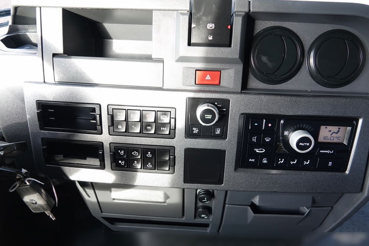 Renault T 440 / 13 LITROWY / RETARDER / KLIMA POSTOJOWA / OPONY 100% / ALUFELGI / SPROWADZONA  zdjęcie 31