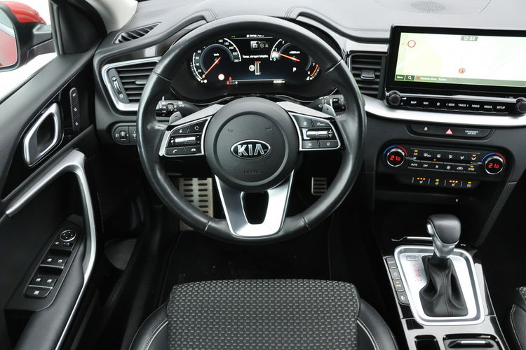 Kia XCeed 1.6T-GDI 204KM XL DCT SalonPl Kamera Nawigacja Pogrz.Szyba Kier. El.Kl zdjęcie 24