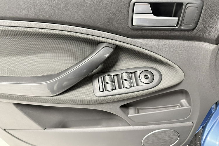 Ford Kuga 2.0 TDCi 136KM TITANIUM HiFi Klimatronic Alu Tempomat SUPER STAN zdjęcie 33