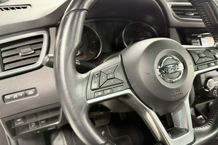 Nissan Qashqai 1.6 DCi 115KM TEKNA+ Lift Individual Panorama KeyLess Alu19 Navi BOSE zdjęcie 22