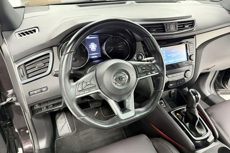 Nissan Qashqai 1.6 DCi 115KM TEKNA+ Lift Individual Panorama KeyLess Alu19 Navi BOSE zdjęcie 23