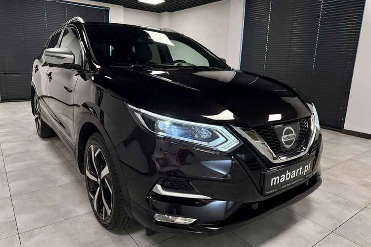 Nissan Qashqai 1.6 DCi 115KM TEKNA+ Lift Individual Panorama KeyLess Alu19 Navi BOSE zdjęcie 6