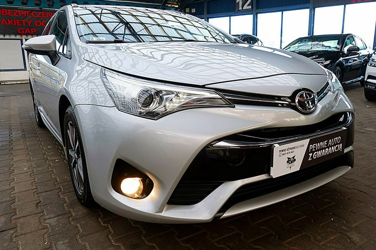 Toyota Avensis EXECUTIVE 2.0i 152KM AUTOMAT Skóra+Led+Navi 3Lata GWAR. Kraj Bezwypad 4x2 zdjęcie 3