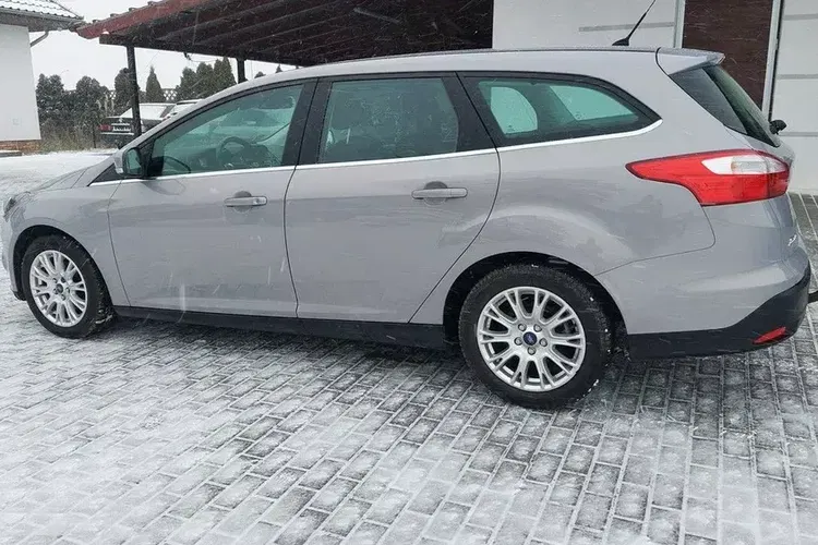 Ford Focus zdjęcie 17