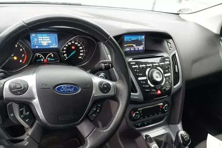 Ford Focus zdjęcie 25