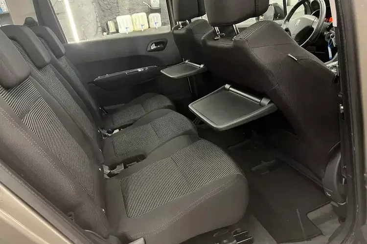 Peugeot 5008 zdjęcie 11