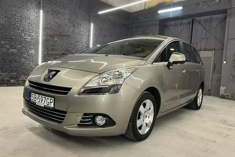 Peugeot 5008 zdjęcie 2