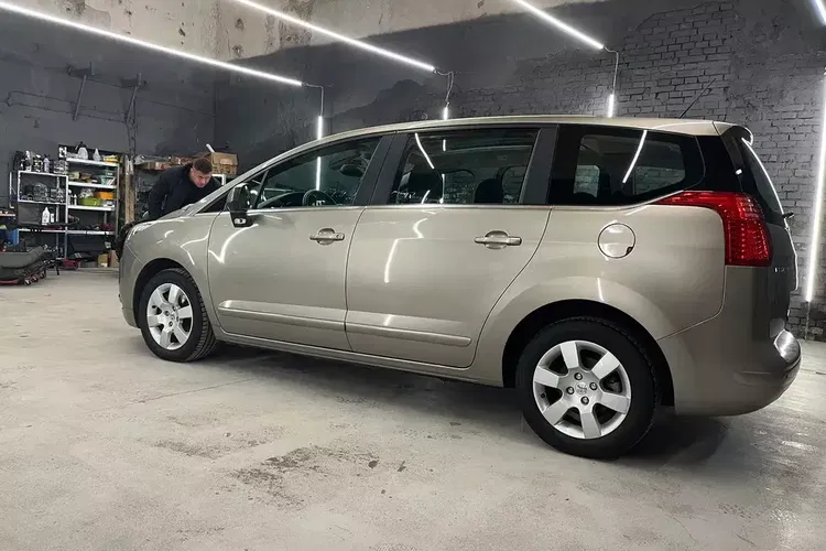 Peugeot 5008 zdjęcie 5