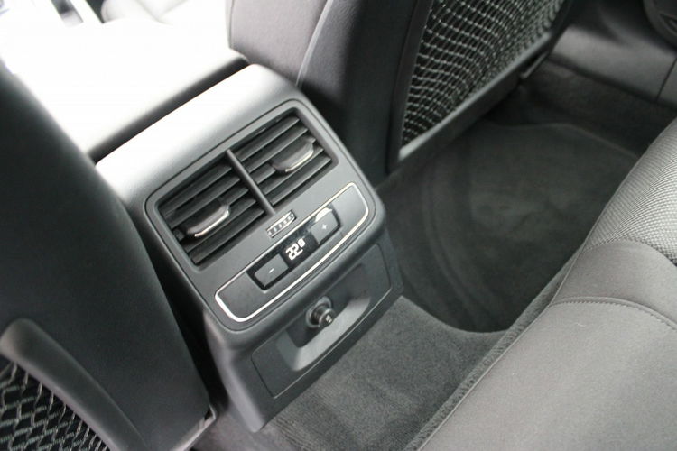 Audi A4 S-Tronic Gwarancja Nawigacja F-vat Salon Polska zdjęcie 26